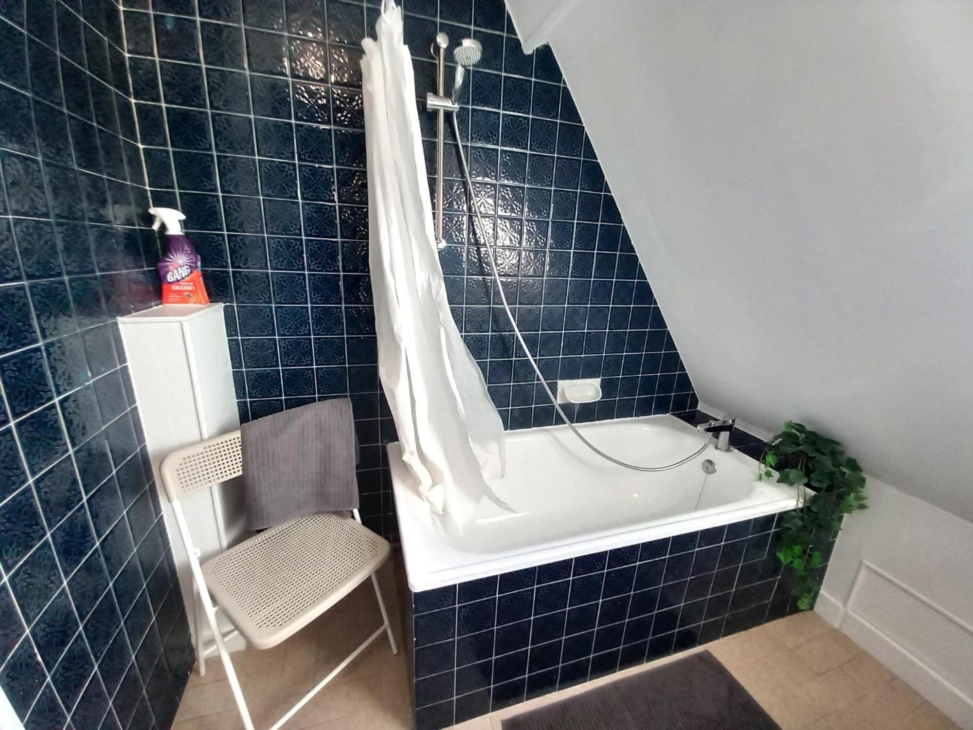 St-Quentin-En-Yvelines Plusieurs Appartements Avec Parking Trappes Bilik gambar