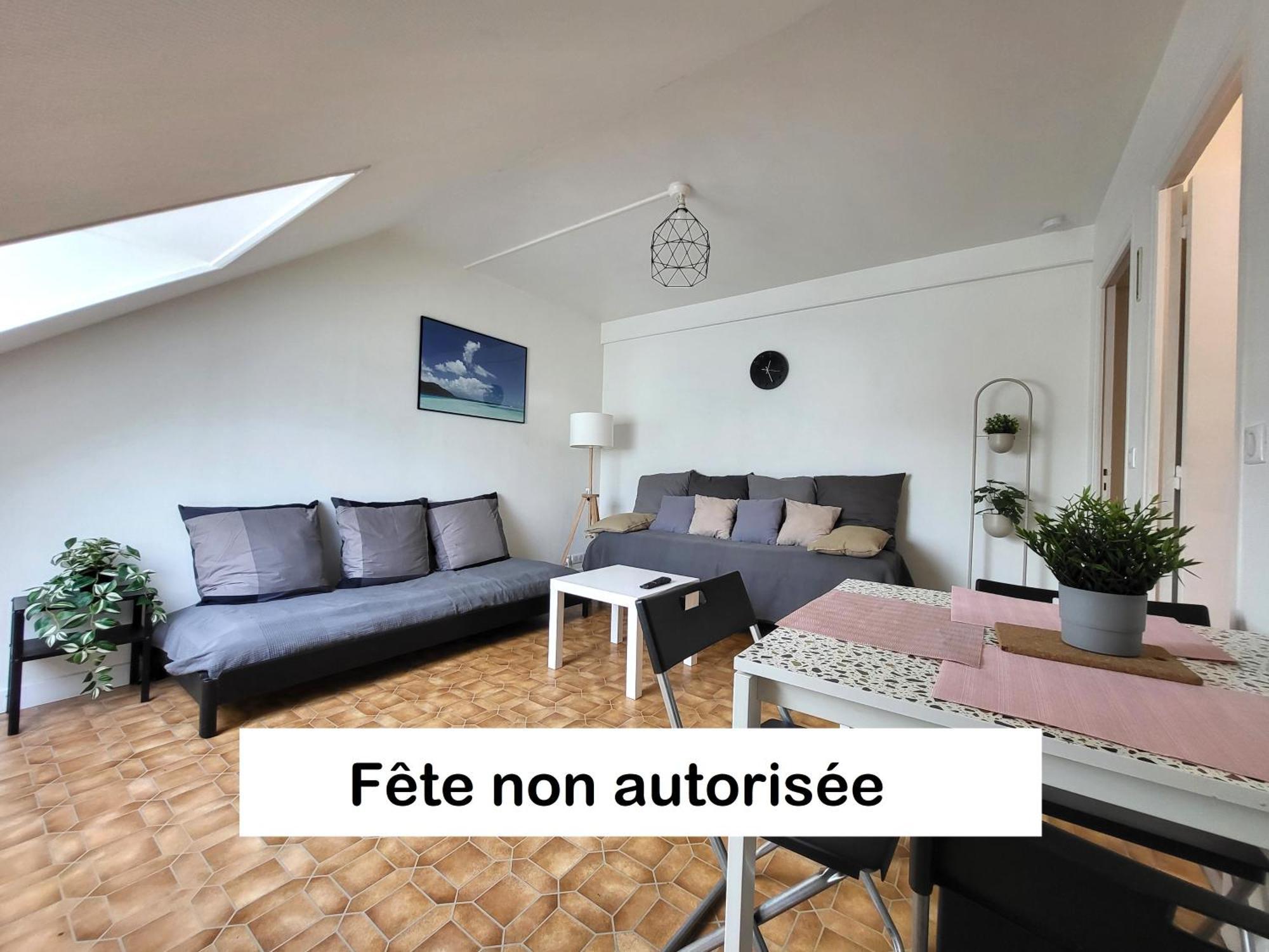 St-Quentin-En-Yvelines Plusieurs Appartements Avec Parking Trappes Bilik gambar